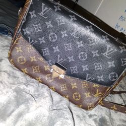 Louis Vuitton Purse