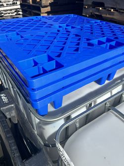 Plastic Pallets 
