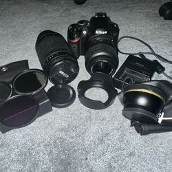 Nikon d3200 W/ Accessories 