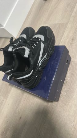Dior b22