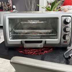 Hamilton Beach 6 Slice Convection Toaster Oven With Easy Reach Roll-Top Door, Bake, Broil & Toast Functions, Auto Shutoff, Silver 