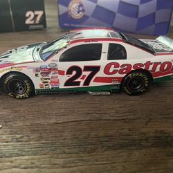 24 Casey Atwood. #27 castrol GTX. Last lap of the century. 1999 Monty Carlo. Bank