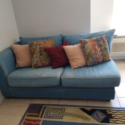 página Cartas credenciales Janice Hermoso Sofa-cama Seccional En L Azul, Cómodo y de Buena Calidad for Sale  in Ridgefield, NJ - OfferUp