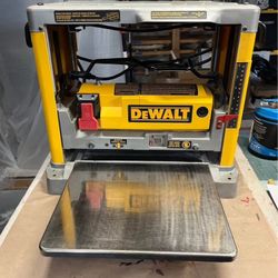 Dewalt Thickness Planer