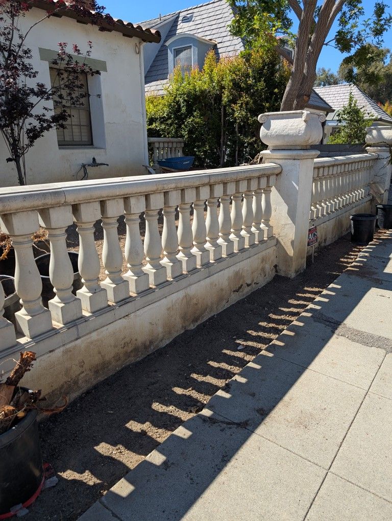 MUST SELL $12 - CONCRETE BALUSTER RAILINGS, BASES, & CAPS MULTIPLE ...