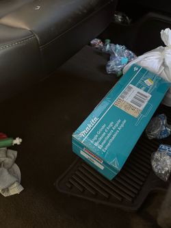 Makita grinder