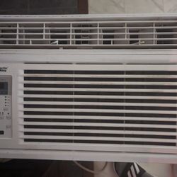 AC Window Unit..5 Months Used. 8,000btu.