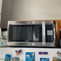 Cute Retro-aesthetic Microwave! for Sale in Brooklyn, NY - OfferUp