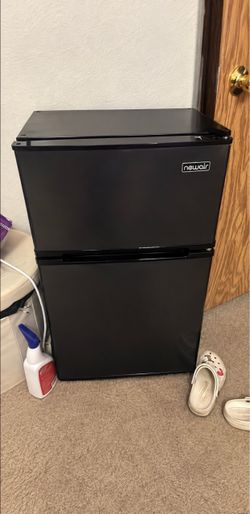 Newair Black Mini Fridge with Freezer