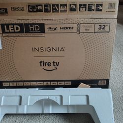 Brand New 32 Inch Insignia TV 