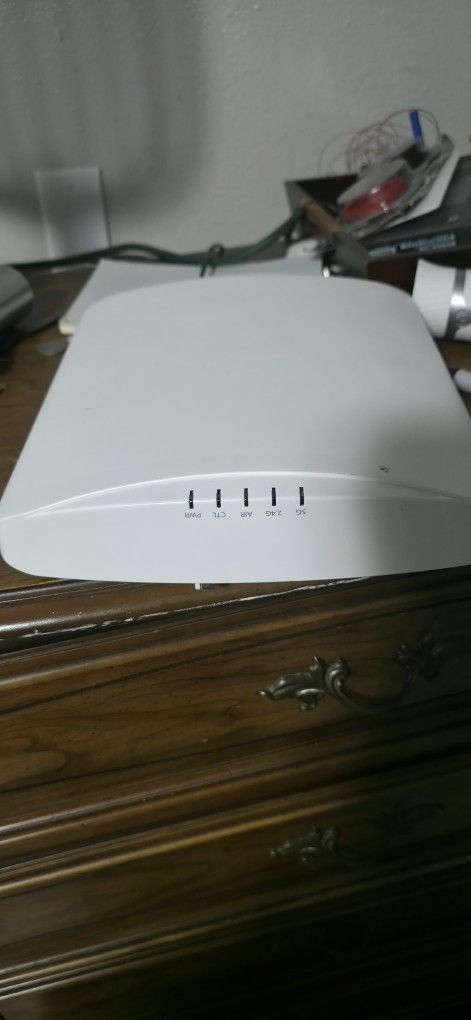 Ruckus R850 Dual-Band 802.11abgn/ac/ax Wireless Access Point with Multi-gigabit