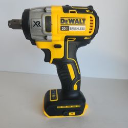 Dewalt 20v Xr impact 1/2" Wrench  driver