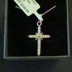 Beautiful sterling silver Moissanite Cross