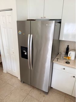 Whirlpool Refrigerator