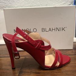 Manolo Blahnik 