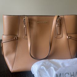 Michael Kors large leather Tote $75/OBO