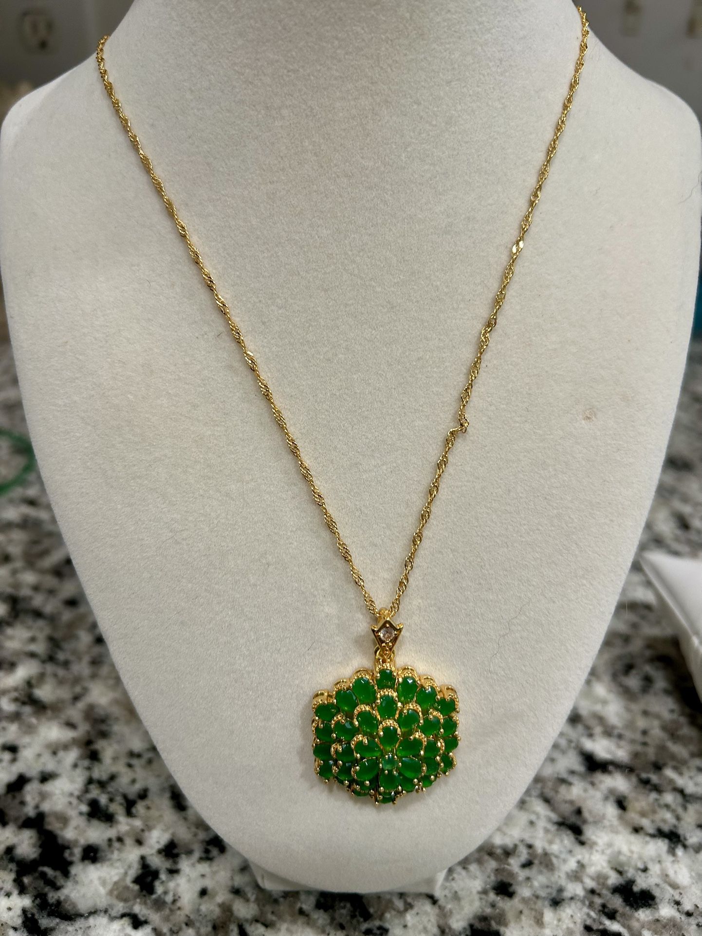 New Green Agate Necklace