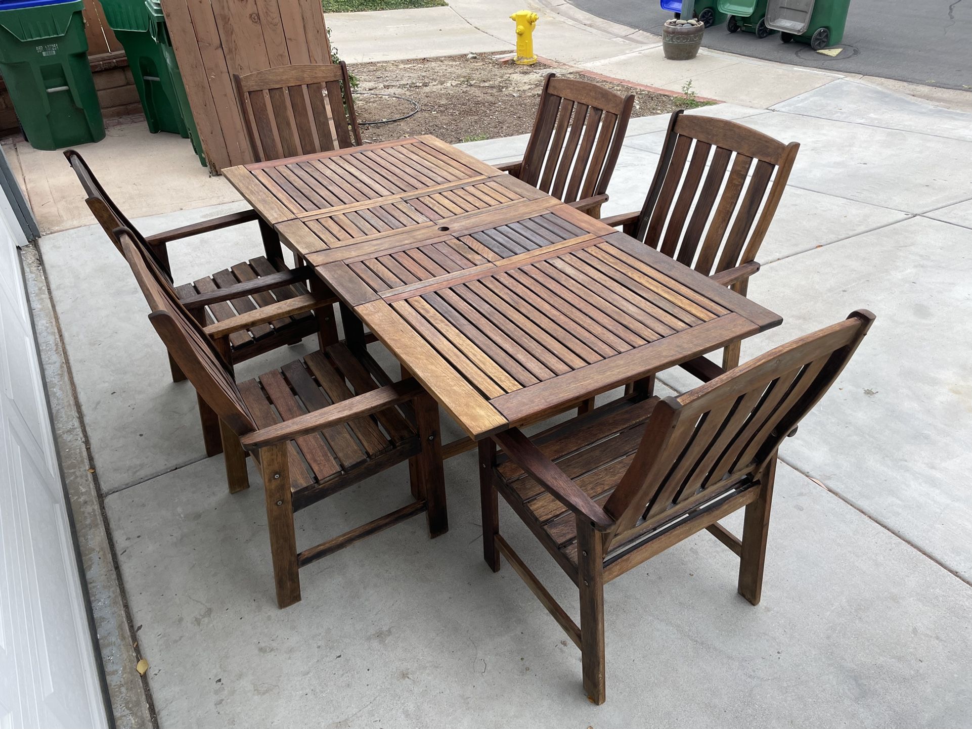 Pottery barn teak outdoor table deals
