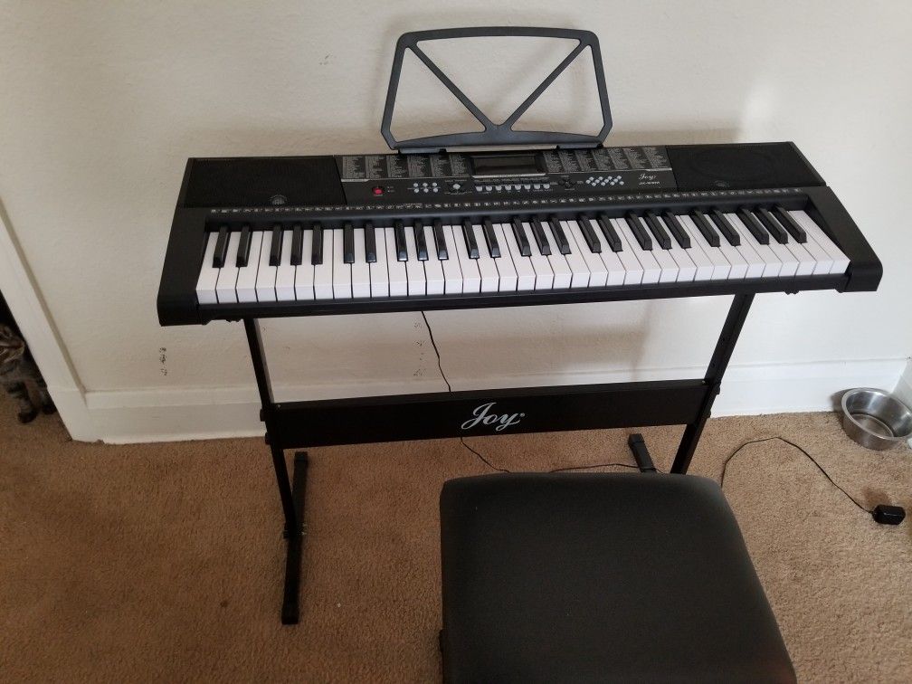 61 key Joy Jk63M electronic Piano