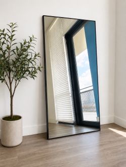 71” x 32” Large Black Full Length Floor Mirror – Excellent Condition