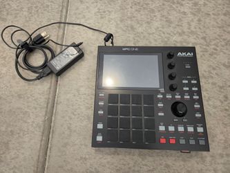 Akai Professional MPC ONE DJ Controller