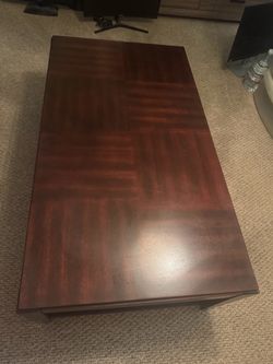Coffee table with 2 end tables
