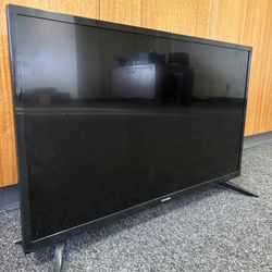 Toshiba TV (no wires) 