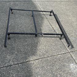 Adjustable metal Bed Frame (Queen)