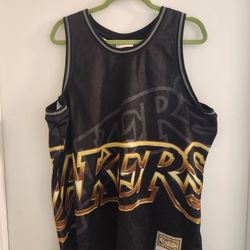 LIKE NEW Men's Mitchell & Ness NBA Hardwood Classics LA LAKERS Jersey Size XL (SE San Diego)