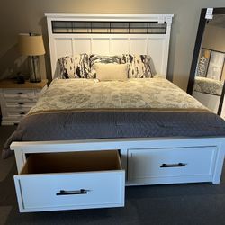White 4PC King Bedroom Set