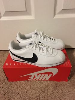 Nike Brand New Size 4.5 Boy's Youth Price is Firm $35..