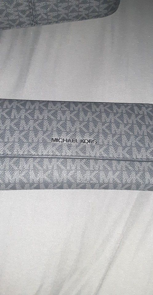 MK Crossbody & Matching Wallet