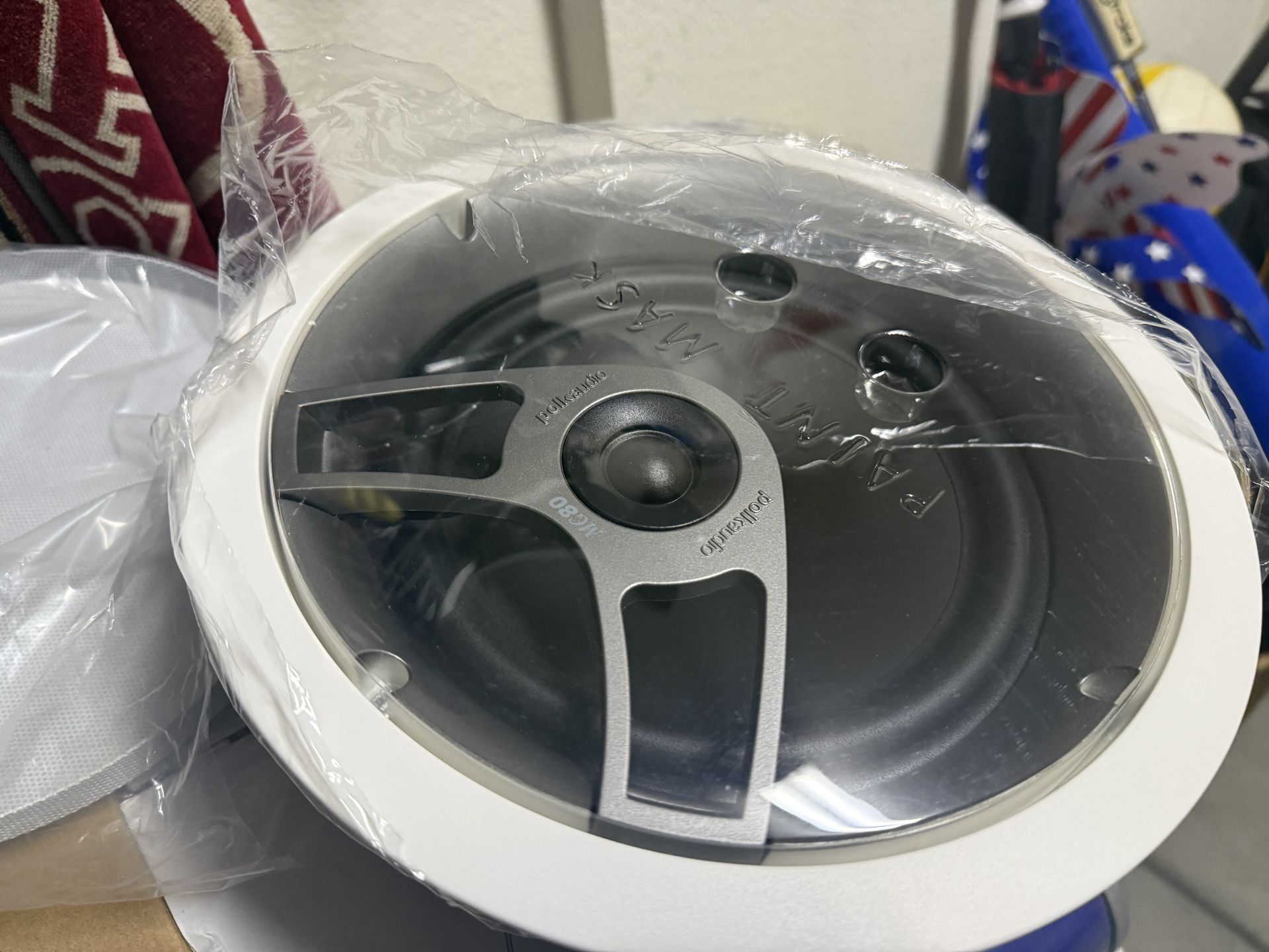 Polk Audio MC80 2-Way in Ceiling Speakers