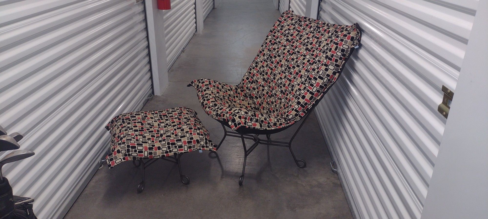 CTC Lounge Chair & Ottoman