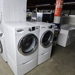 Blow Out Sale Warehouse Full Nice Certified Refurbish Gently Used Samsung GE Whirlpool LG Kenmore Electrolux Bosh Maytag Refrigerator Washer Stackable
