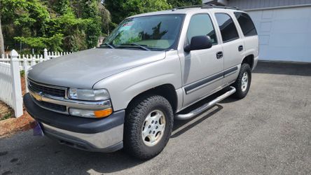 2005 Chevy Tahoe. 4WD. V8 engine. $3,500.