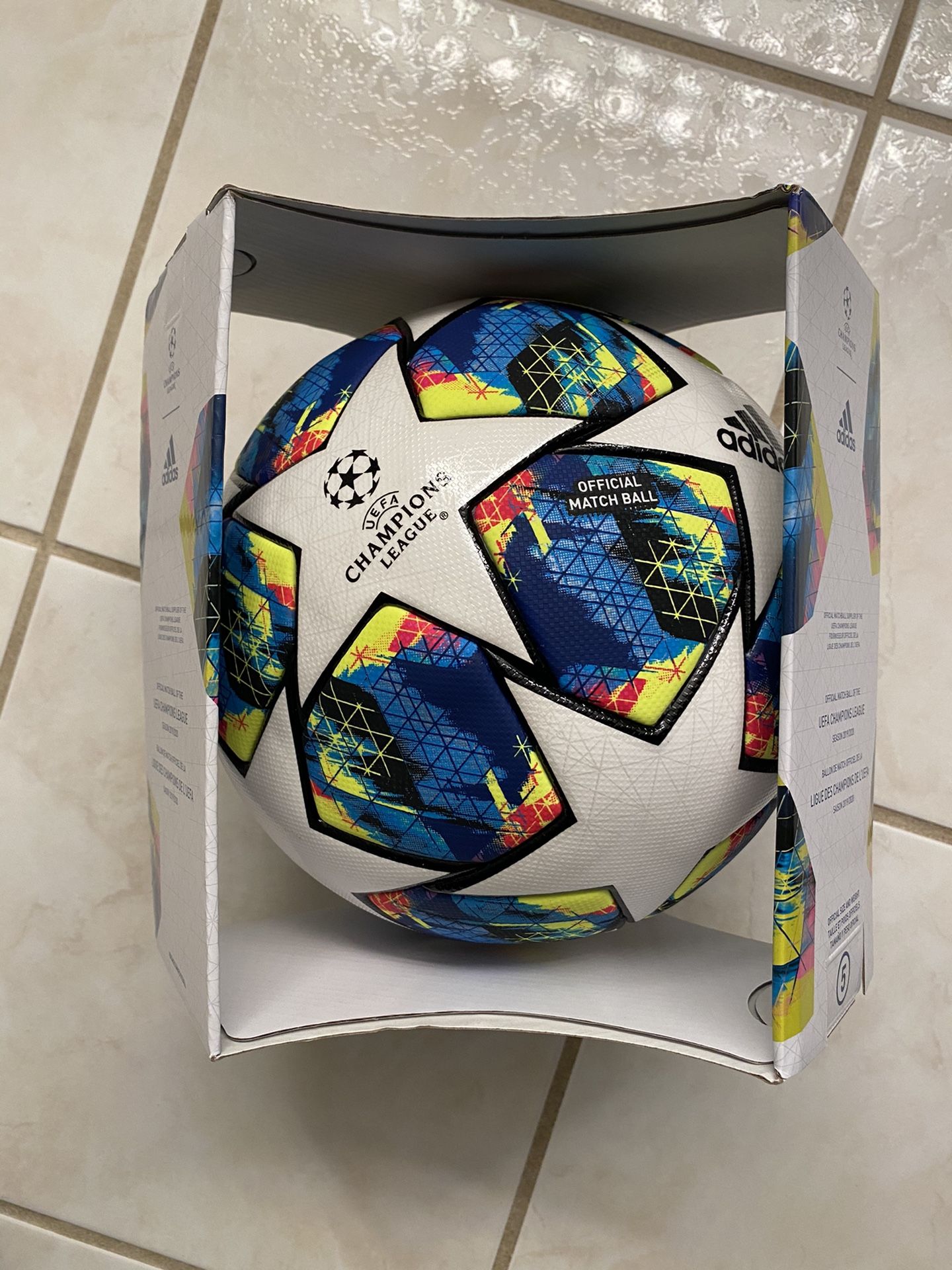 Official match ball UEFA Champions League 19/20