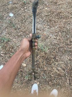 Cutting torch