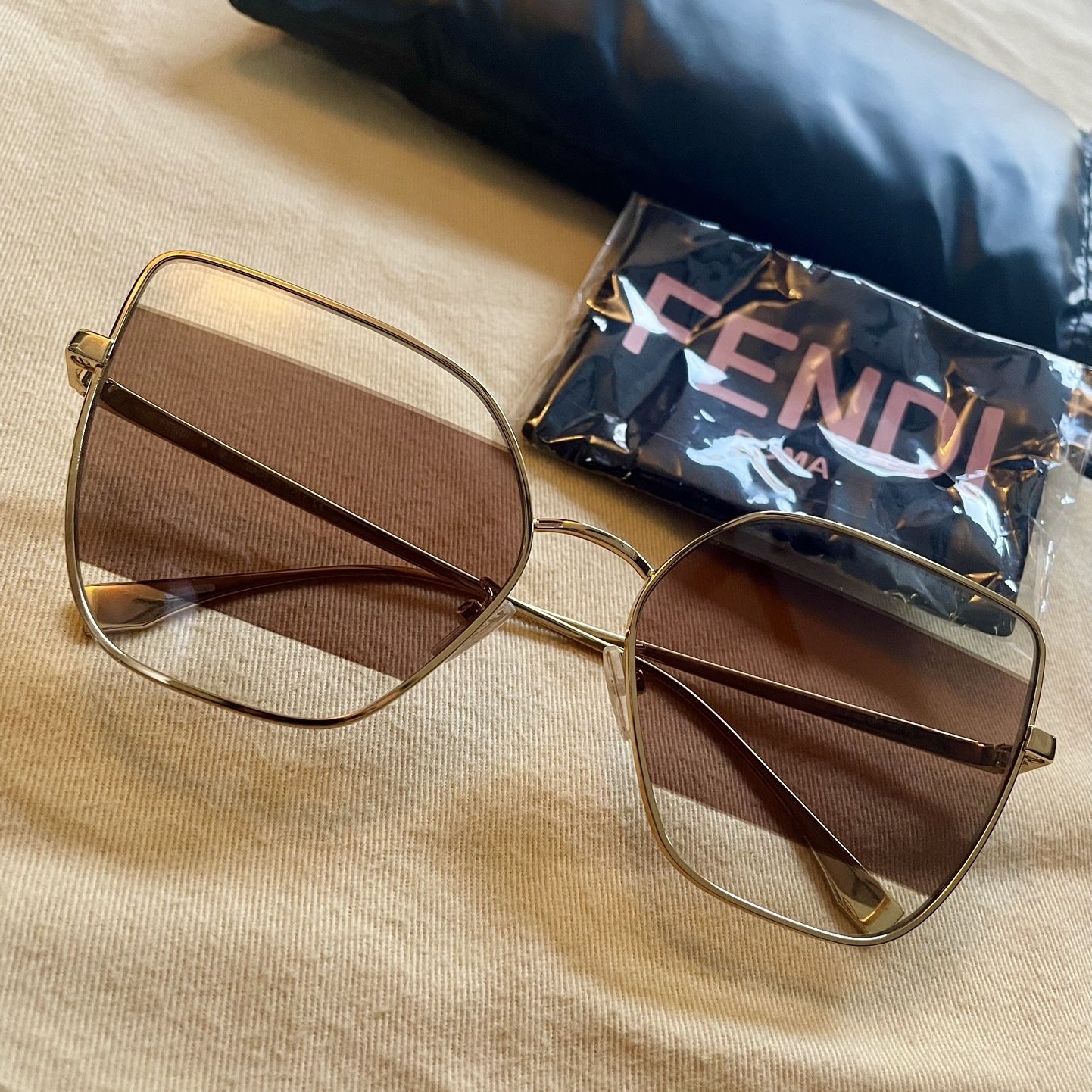 NWOT Fendi Sunglasses FENDI EYEWEAR First D-frame embellished acetate sunglasses  main image 2