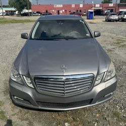2010 Mercedes-Benz E-Class