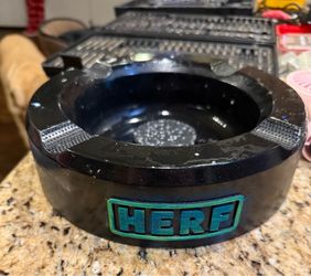 HERF 4 cigar ashtray