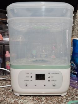 Momcozy sterilizer and dryer