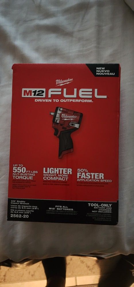 Milwaukee M12 3/8 Stubby