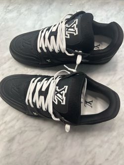Louis Vuitton LV Trainer Sneakers Black size 44 worn once