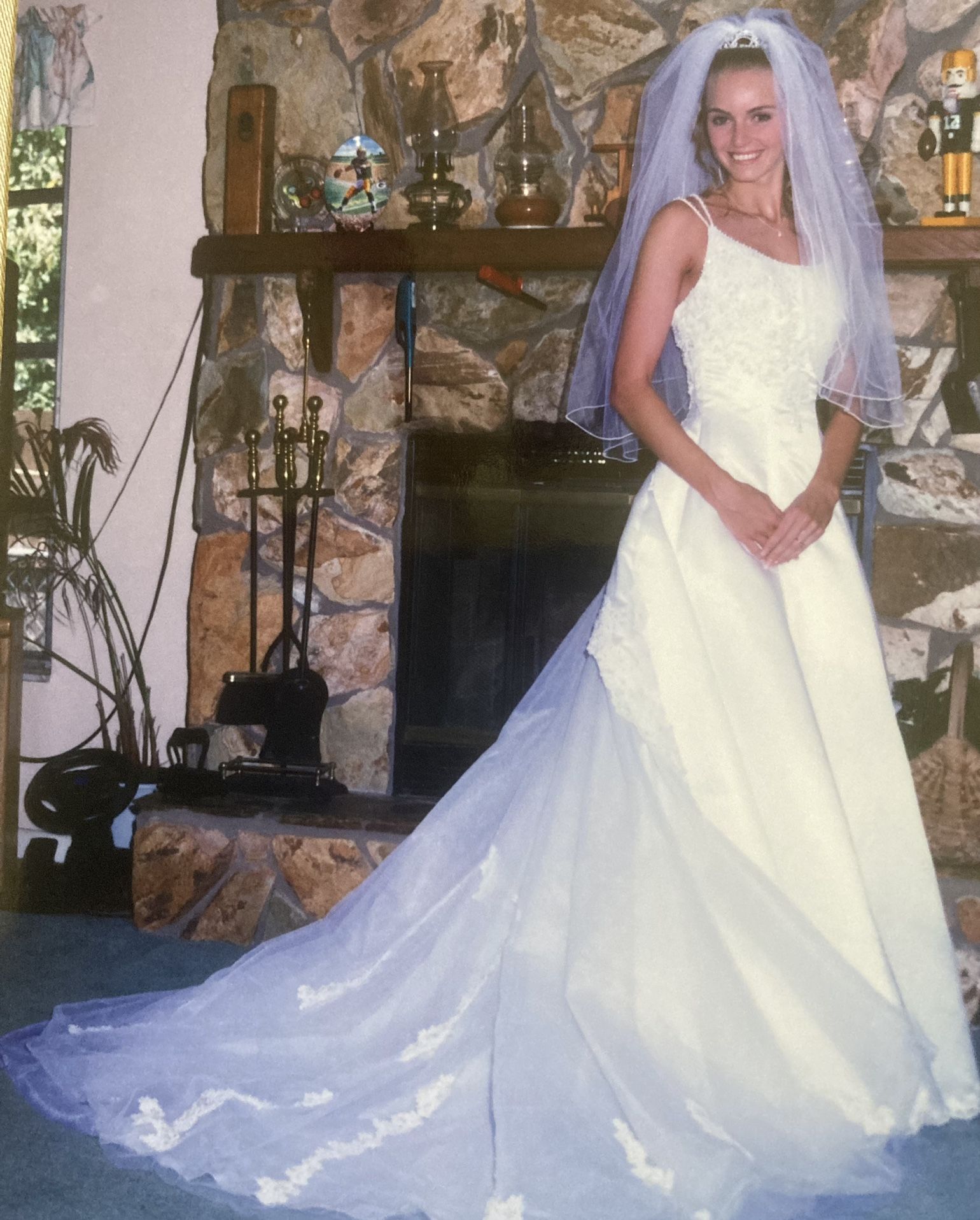 Michelangelo wedding dress with veil