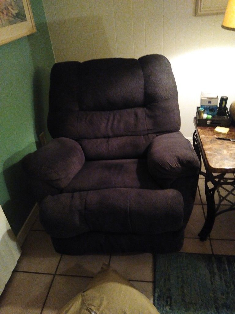 2 Rocker Recliners