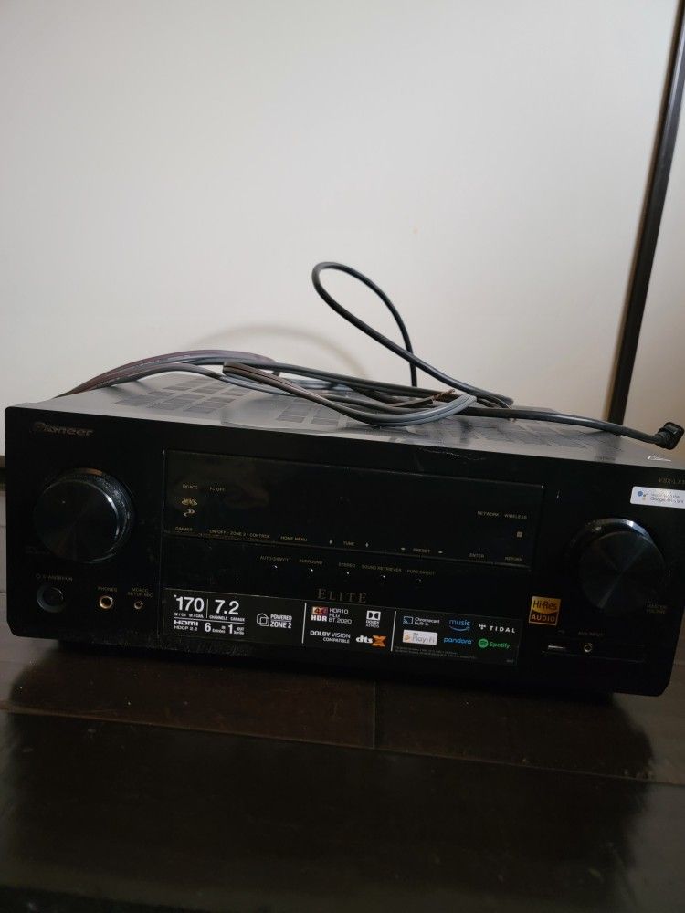 Pioneer - Elite 7.2-Ch. Hi-Res 4K Ultra HD A/V Home Theater Receiver With Tower Speakers