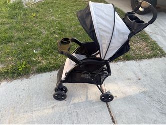 Kolcraft Lightweight stroller
