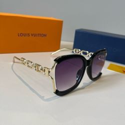 Women's fashion sunglasses
