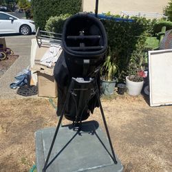Mac Roger  Golf Bag Eith Stand New